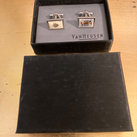 Van Heusen Black Jack Cufflinks New Old Stock in box. - Picture 6 of 7